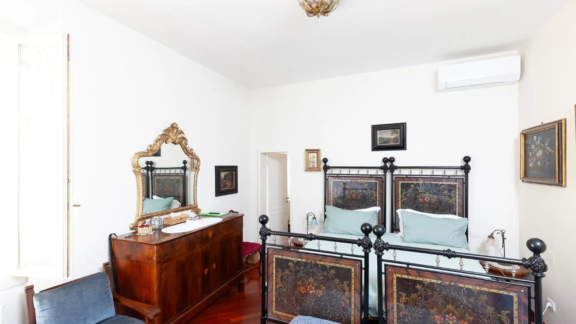 Residenza Palazzo Marchesini Bed & Breakfast Bologna Italy
